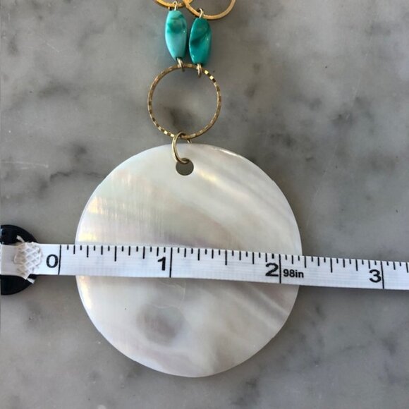 AVON Mother of Pearl Round Disc Turquoise Bead Gold Chain Necklace Vinta… - Picture 14 of 15
